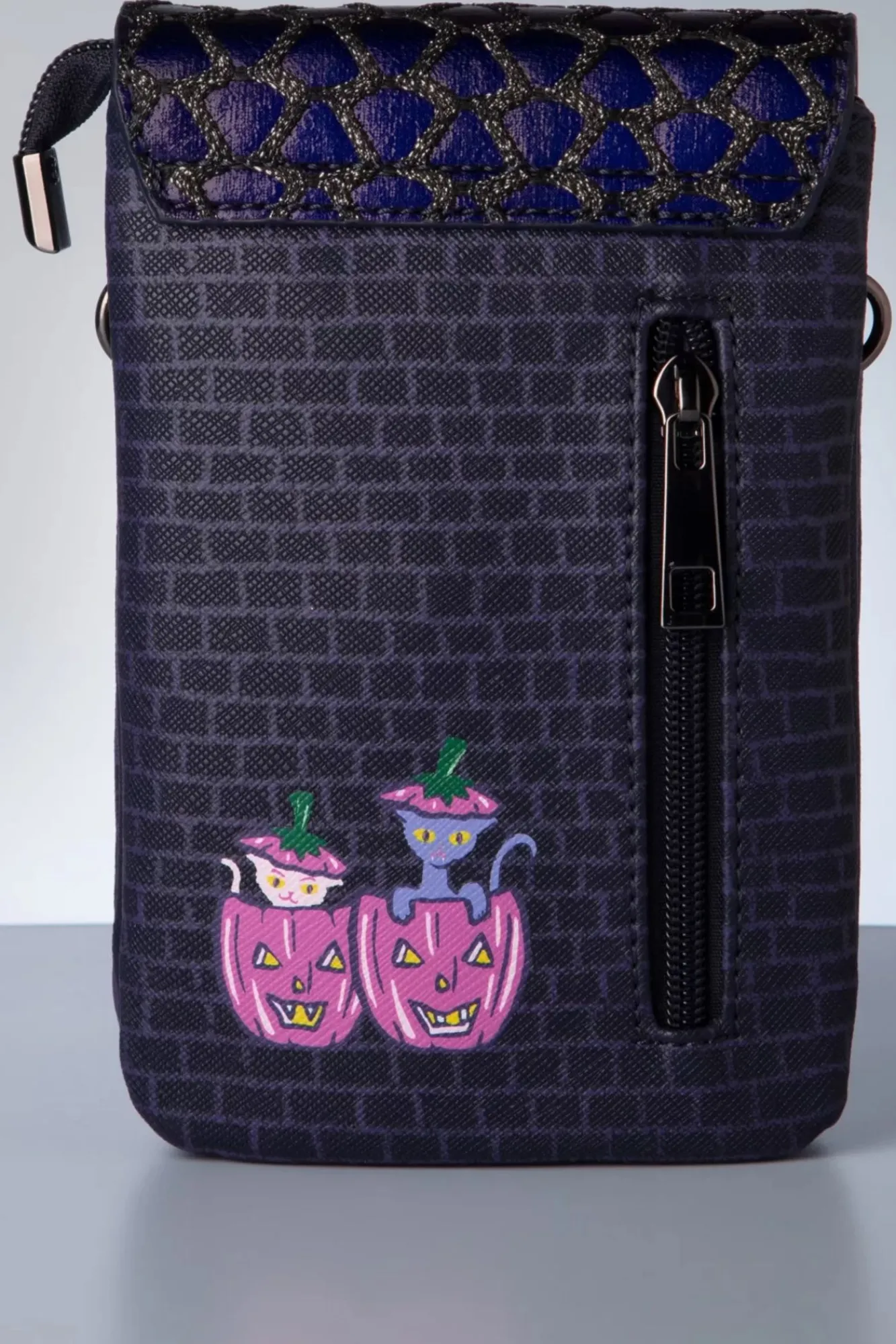 Best Sale Vendula Cat Dracula'S Haunted House Handytasche In Lila