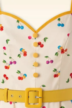 Shop Vixen Chacha Cherry Swing-Kleid In Creme