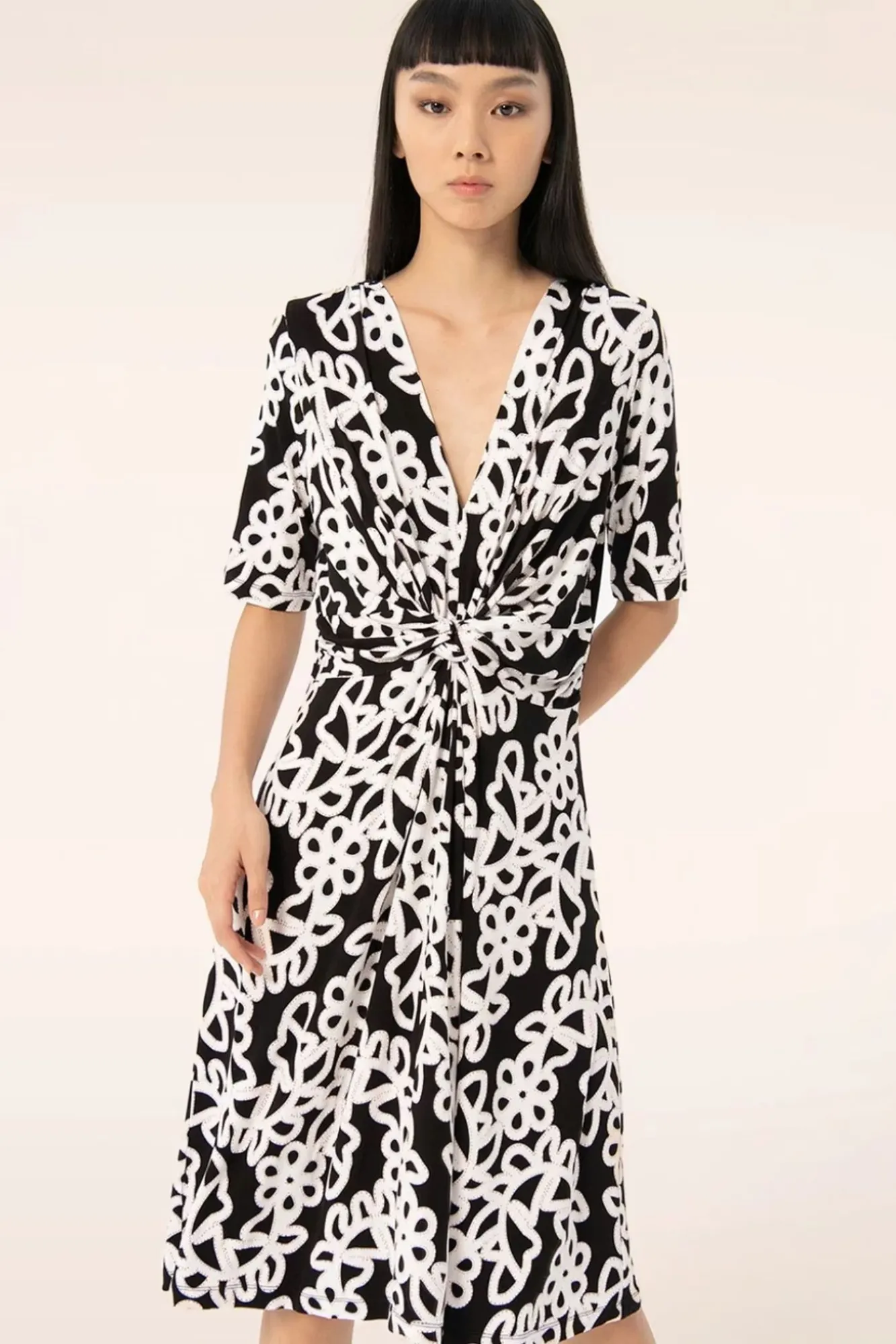 Discount Surkana Colette Knotted Kleid In Schwarz