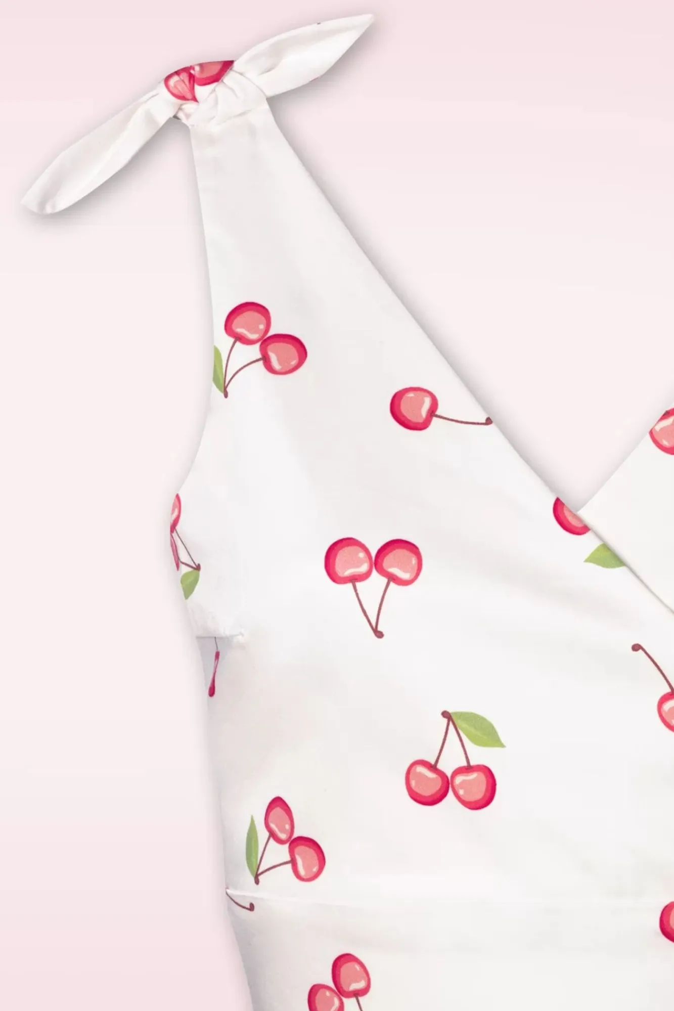 Shop Glamour Bunny Das Harper Etuikleid Mit Kirschmuster In Weis