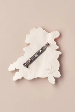 Hot Erstwilder Dolly The Demure Brosche