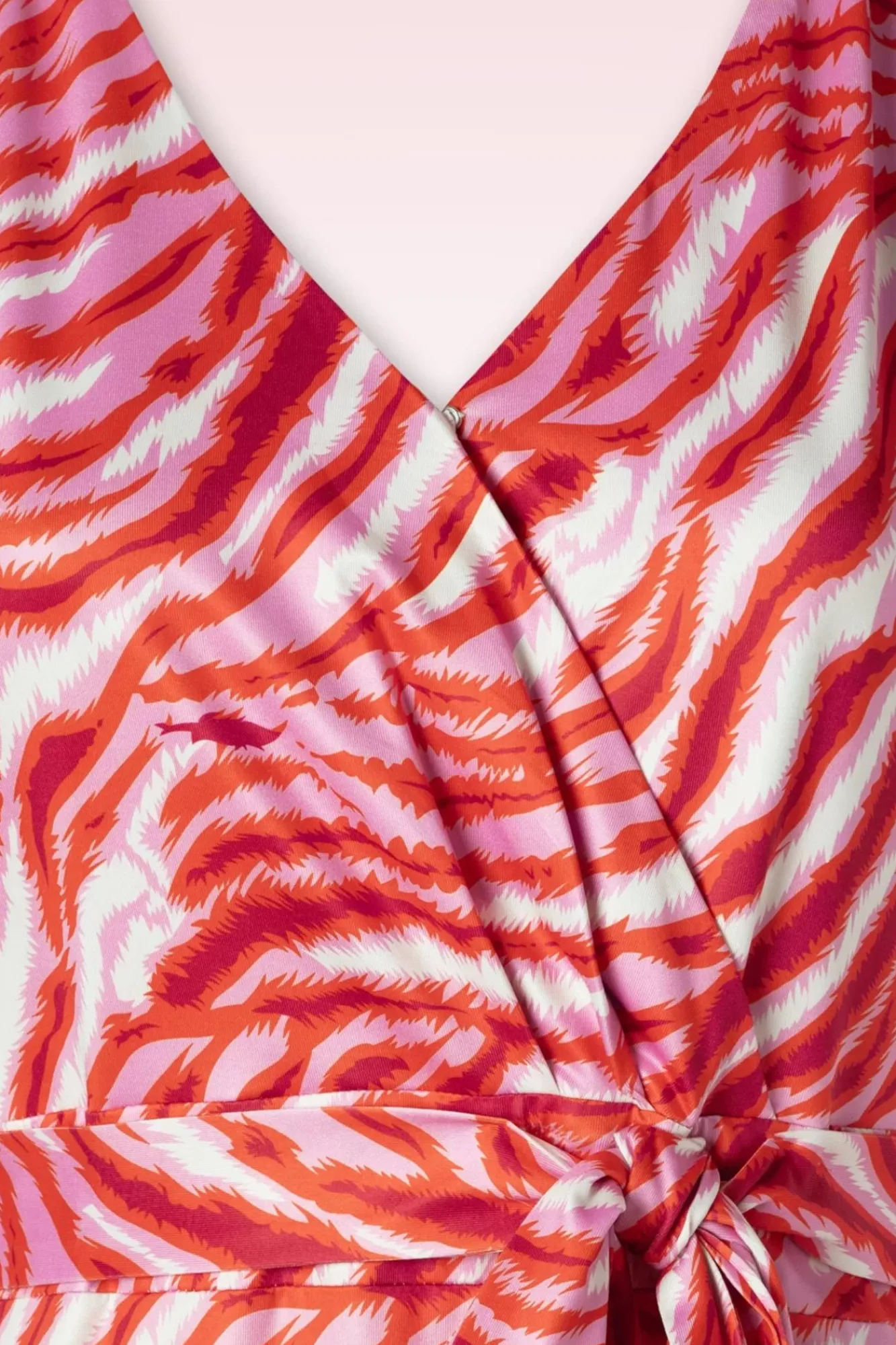 Online Smashed Lemon Elena Maxi Kleid In Rosa Und Rot