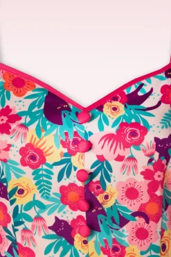 Shop Vixen Floral Cats Print Flare Kleid In Mlulti