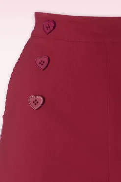 Store Vixen Heart Button Shorts In Rot