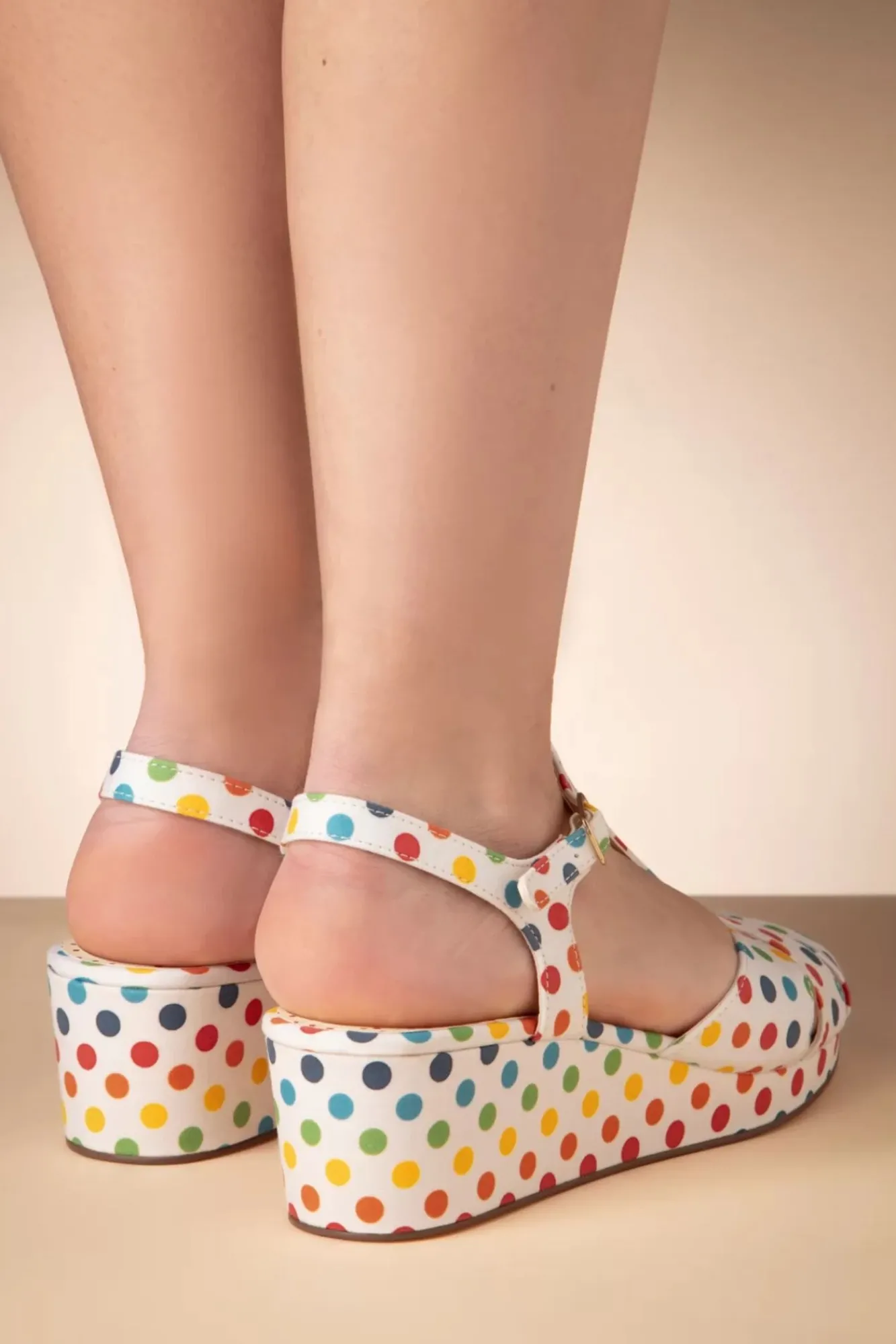 Clearance B.A.I.T. Kira Polkadot Keilsandalen In Weis