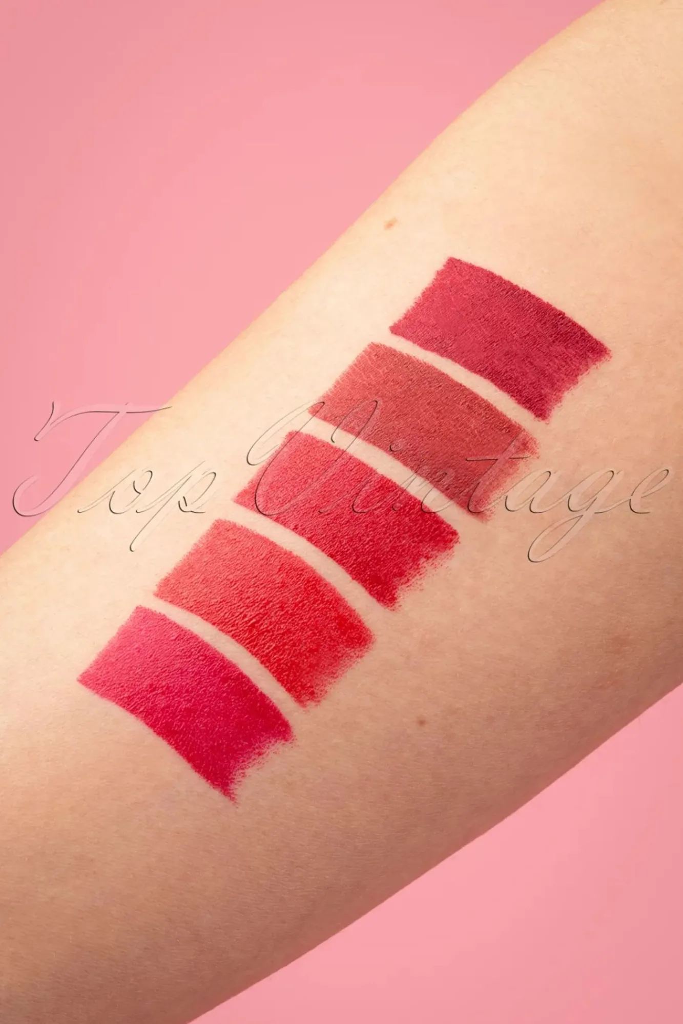 Flash Sale Bu00e9same Cosmetics Klassischer Farb-Lippenstift In Kirschrot