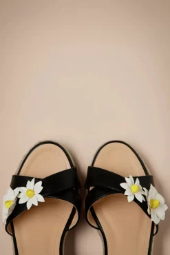 Outlet Banned Retro Lady Daisy Wedges In Schwarz