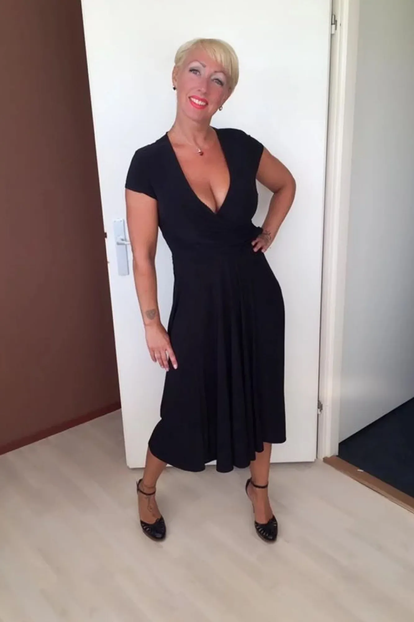 Shop Vintage Chic for Topvintage Layla Crossover-Kleid In Schwarz