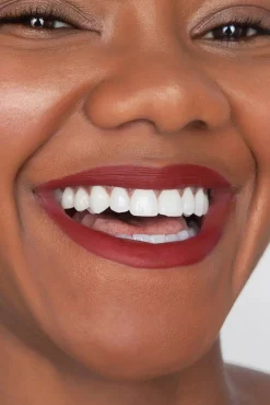 Sale The Balm Lernen Sie Matte Hughes In „Adoring Merlot" Kennen