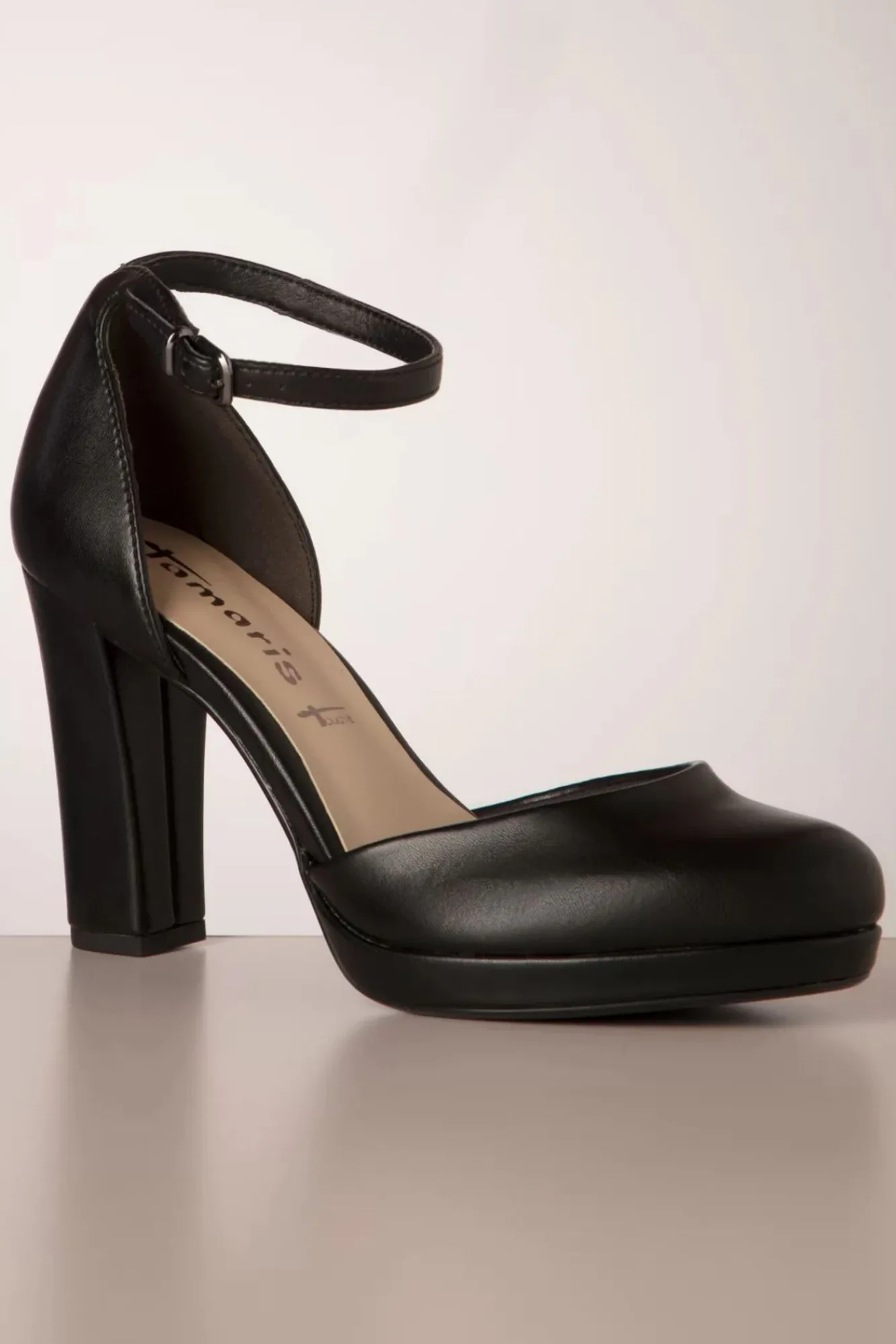 Best Sale Tamaris Nicky Platform Pumps In Schwarz