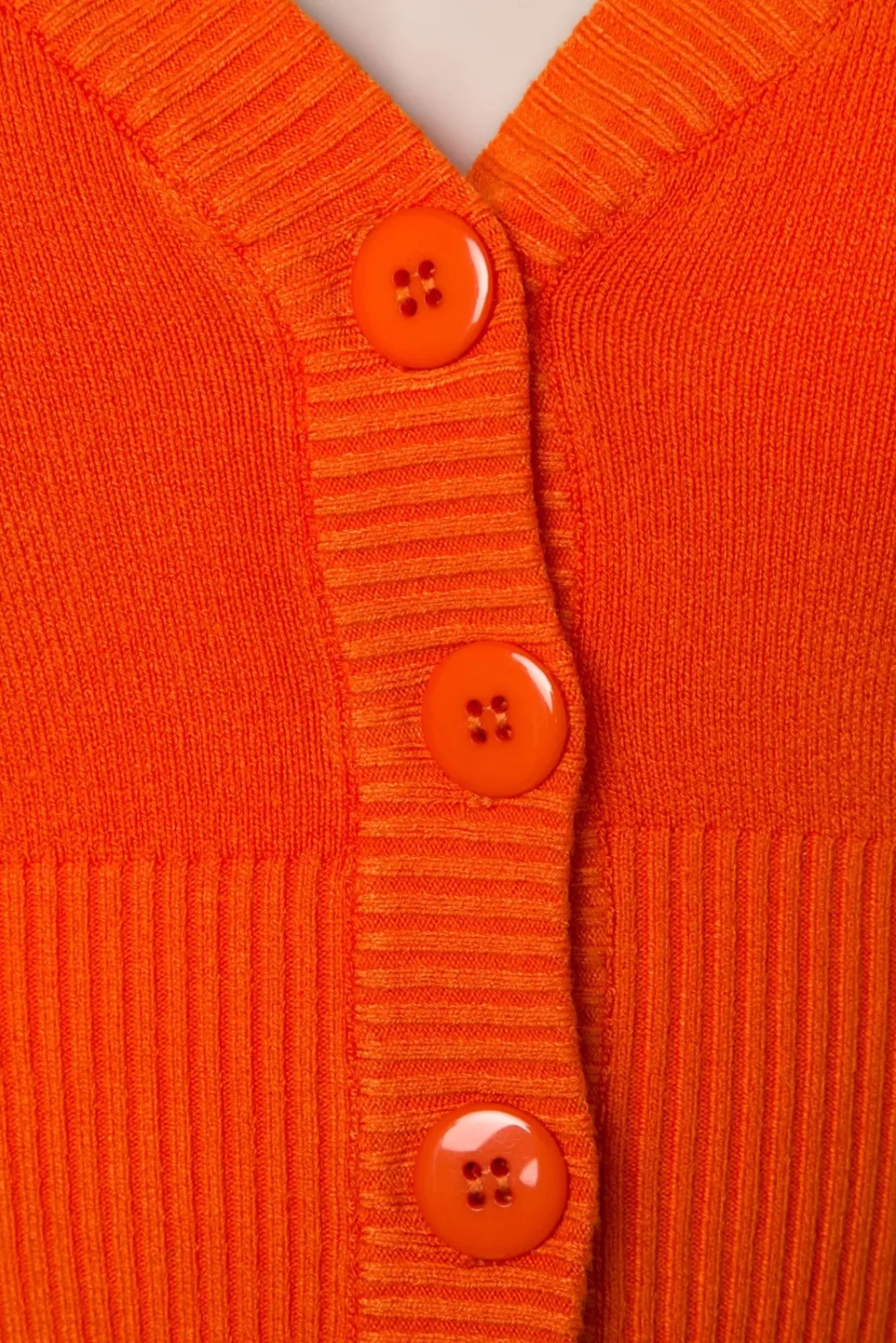 Shop Banned Retro Overload-Strickjacke In Orange
