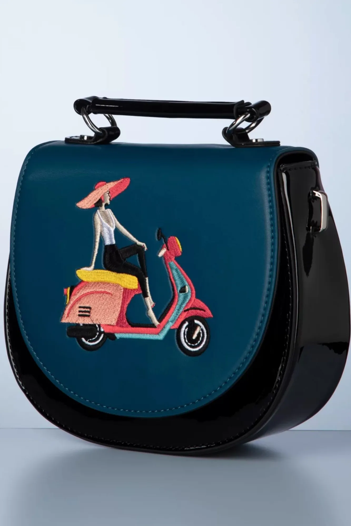 Outlet Banned Retro Portofino Handtasche In Schwarz Und Blau