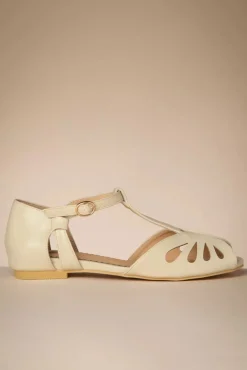 Fashion Banned Retro Secret Love Flats In Creme