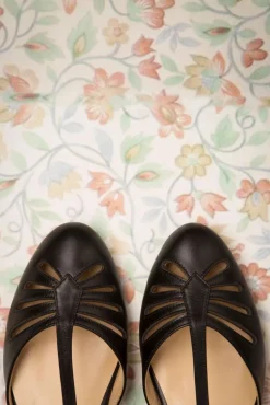 Outlet Charlie Stone Singapur T-Strap Flats In Schwarz