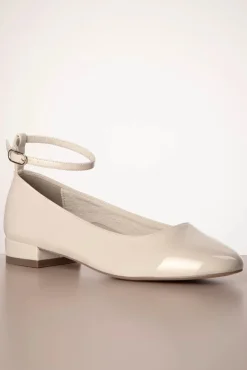 Best Tamaris Trixie Lack Ballerina Pumps In Creme
