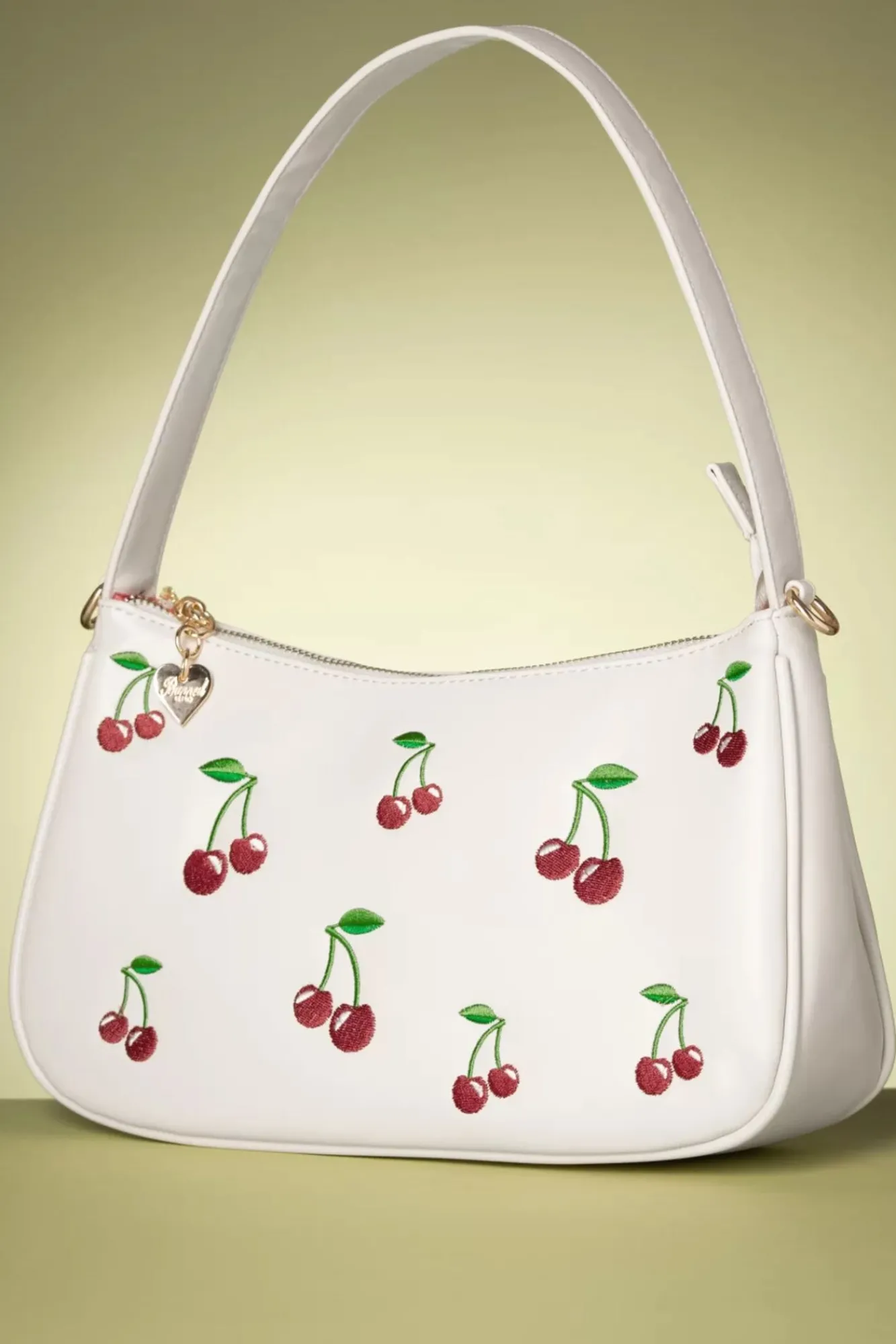 Store Banned Retro Wild Cherry Handtasche In Off White